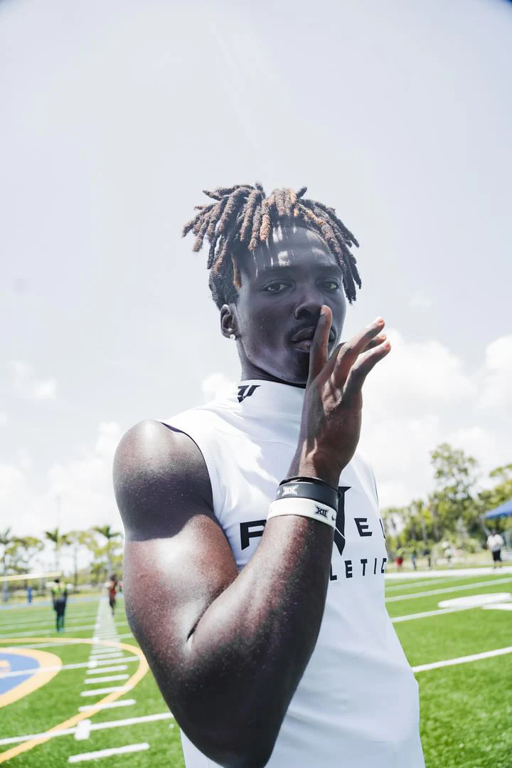 Gameday High Collar Rivel Compression Top - Image 5