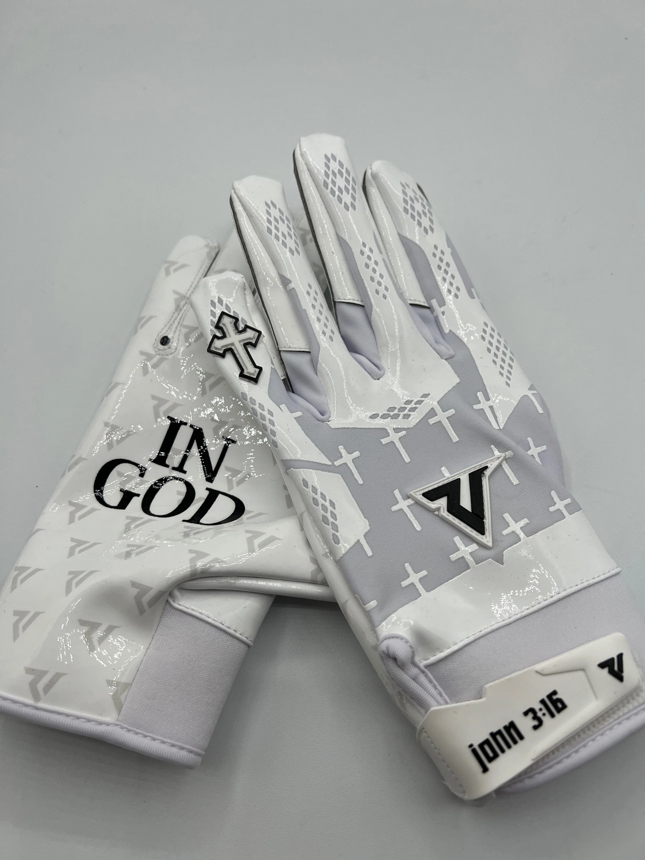 IGWT 4.0 Football Gloves - Image 12