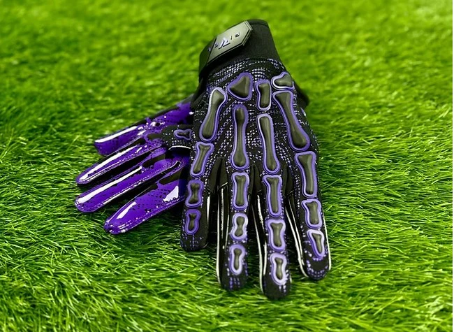 Reaper BLK OREO Bones Football Gloves - Image 11