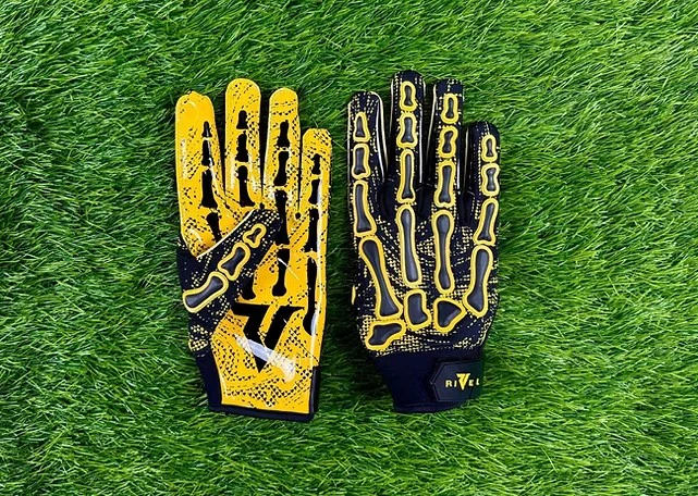 Reaper BLK OREO Bones Football Gloves - Image 18