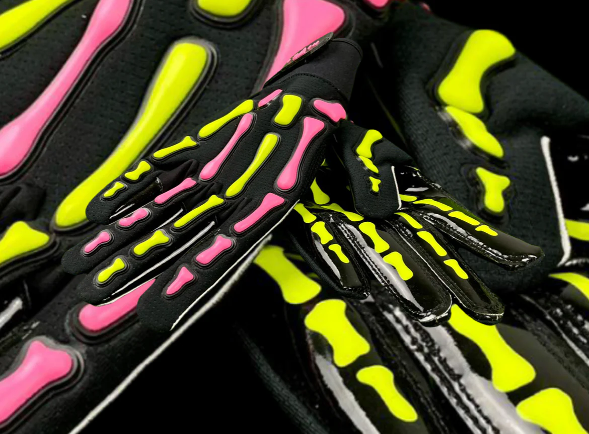 Reaper Black Series Bones Football Gloves - Image 6