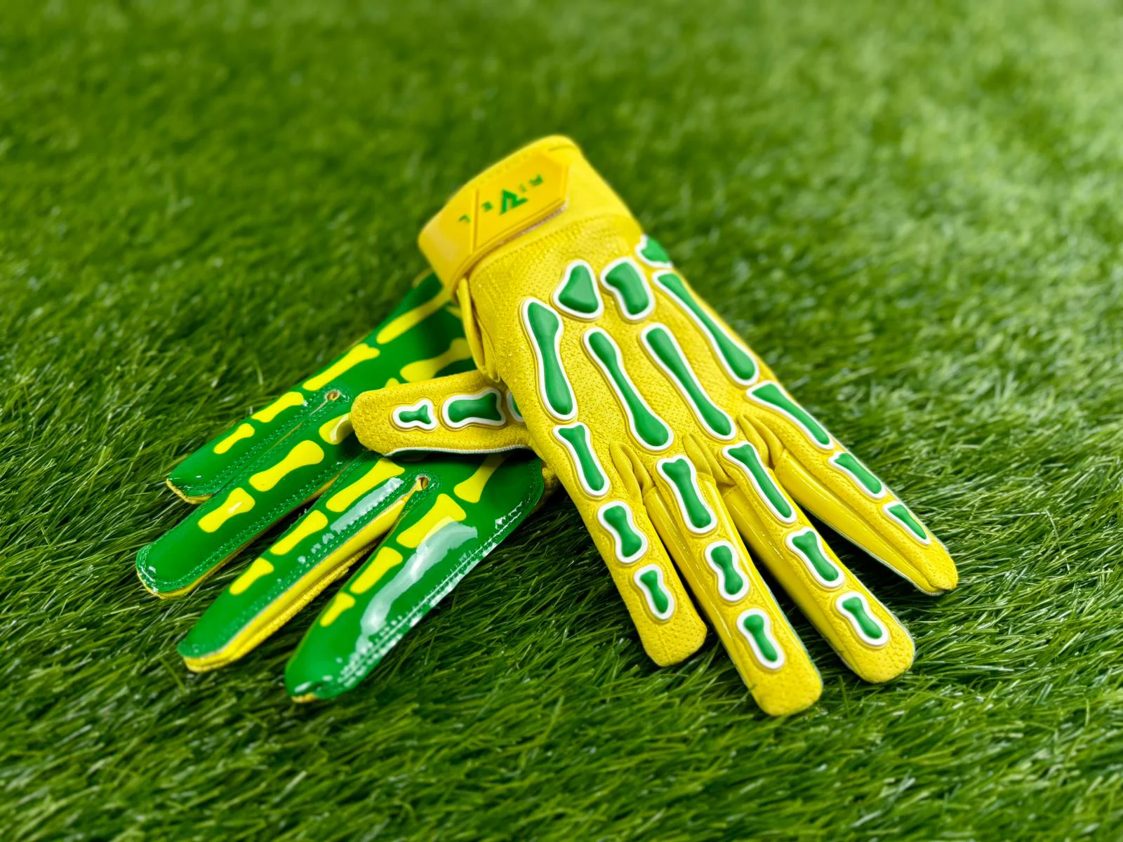 Reaper College Bones Football Gloves - Image 8