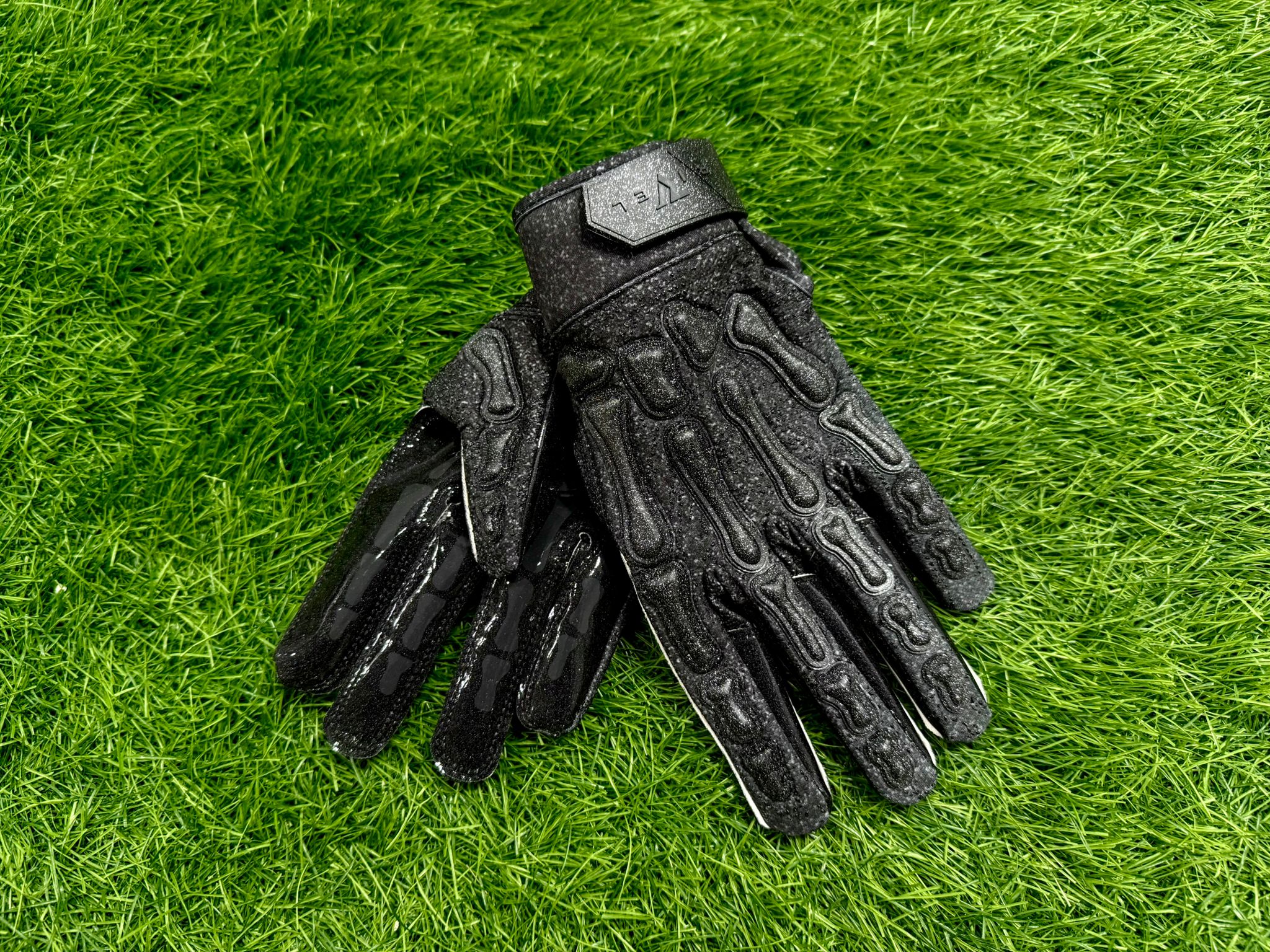 Reaper Stones Bones Football Gloves - Image 5