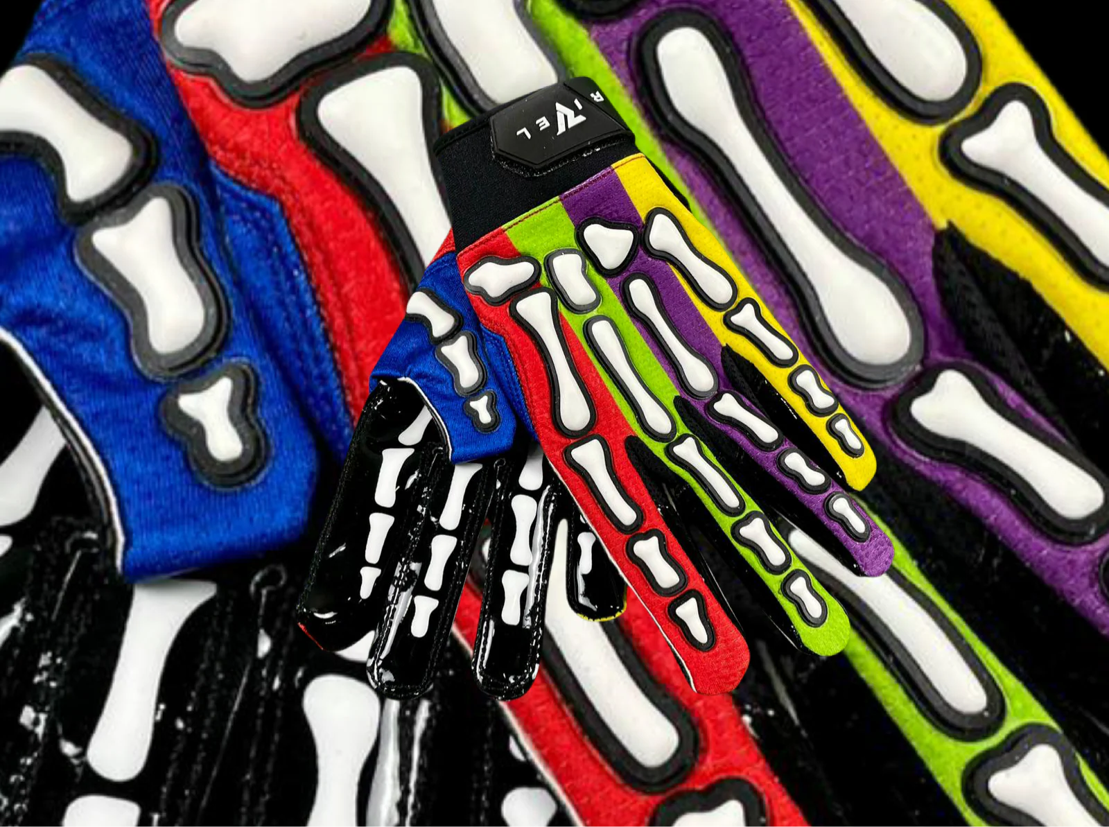 Reaper Toucan Football Gloves - Image 3