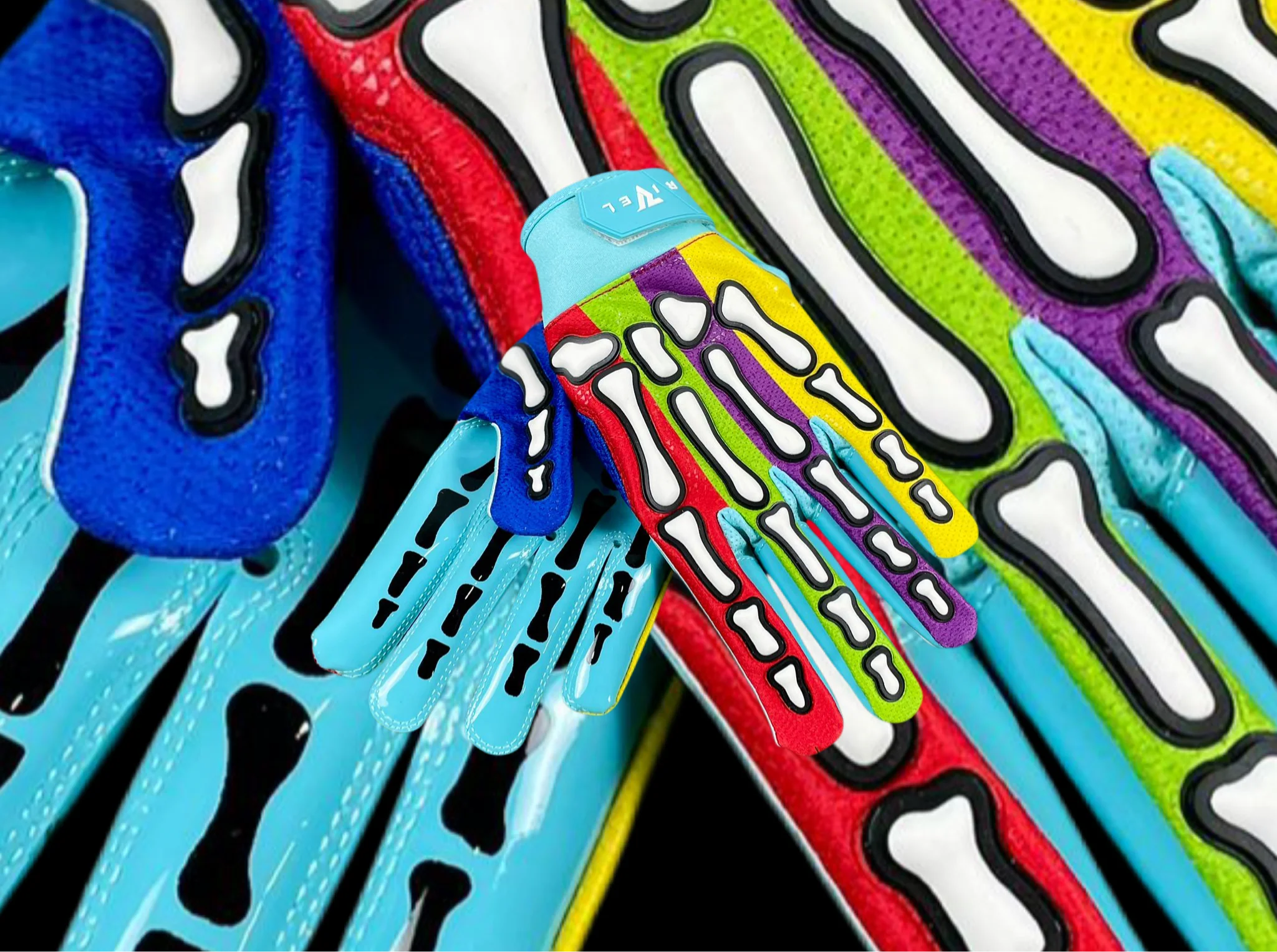 Reaper Toucan Football Gloves - Image 4