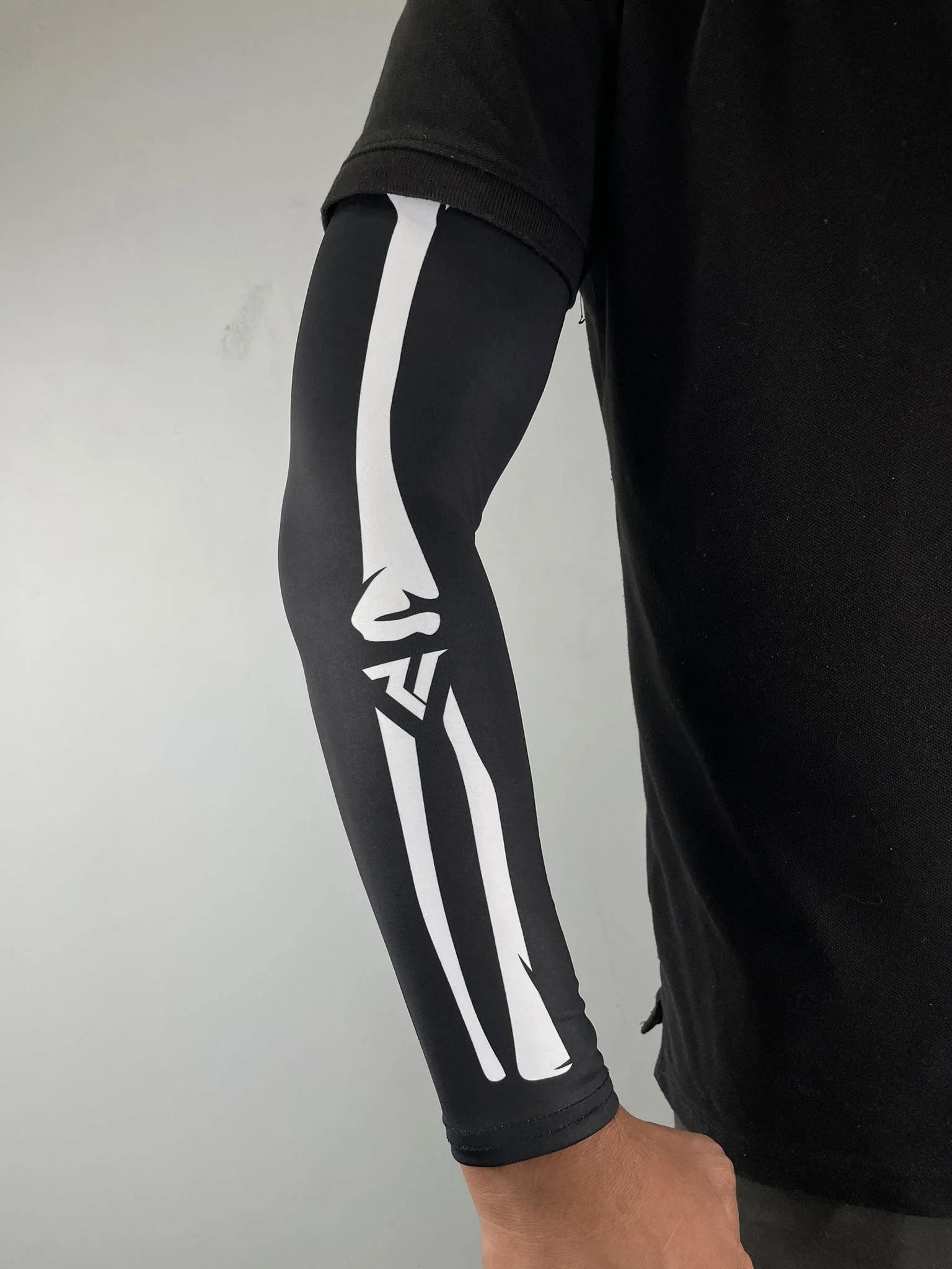 Bones Arm Sleeves - Image 10