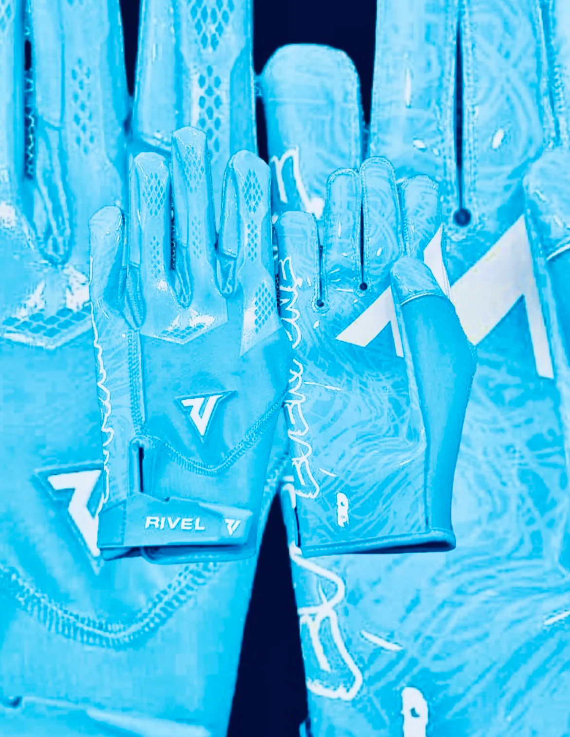 Savage EVRY1 Football Gloves - Image 3
