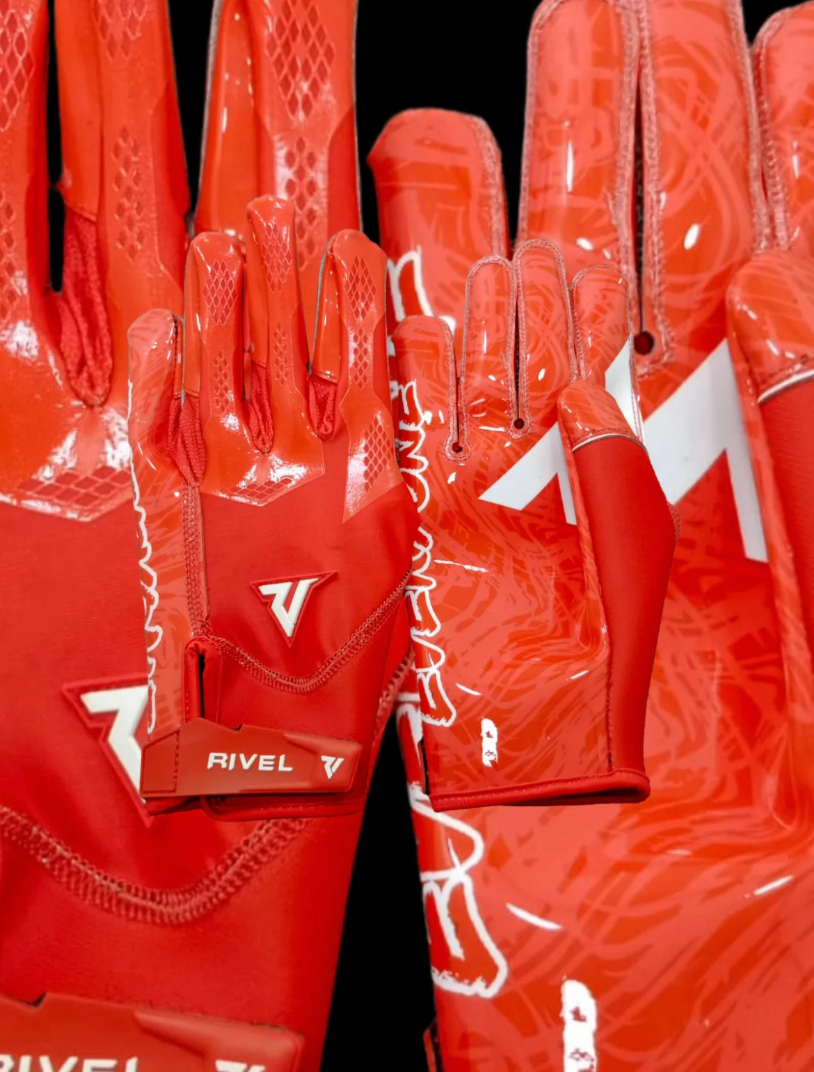 Savage EVRY1 Football Gloves - Image 4